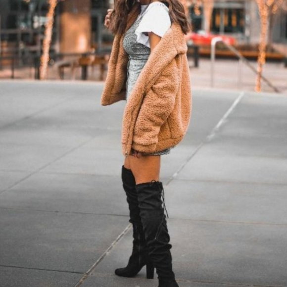 Camel WOMEN'S FAUX FUR POCKETS ZIPPER CLOSURE JACK - Picture 4 of 7